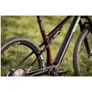 Superior XF 9.5 Team Gloss Red Carbon / Black