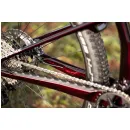 Superior XF 9.5 Team Gloss Red Carbon / Black