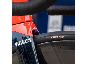 Pirelli P ZERO™ Race 28-622 150th Anniversary Edition cestný plášť