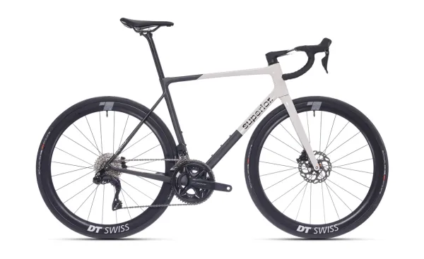 Superior RR 9.6 Matte Carbon / White