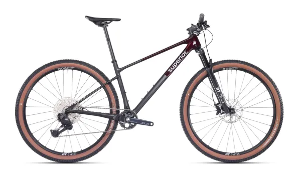 Superior XP 9.6 Matte Carbon / Red Carbon