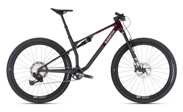 Superior XF 9.6 Team Red Carbon / Matte Carbon
